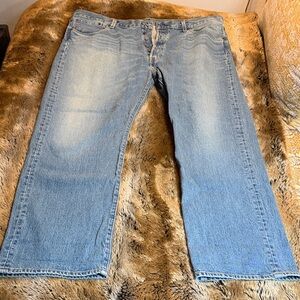 Classic Light Blue Relaxed Fit Jeans